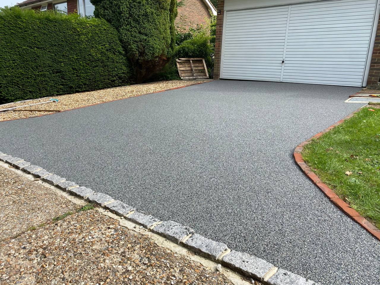 Enhance Your Curb Appeal with Resin Bound Patios Birmingham